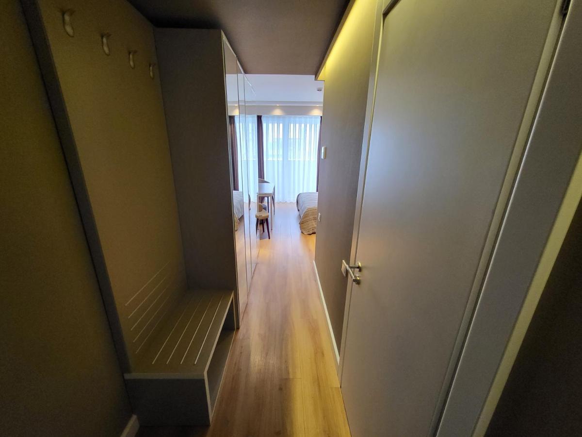 Black Sea Apartments Alliance Palace Батуми Екстериор снимка