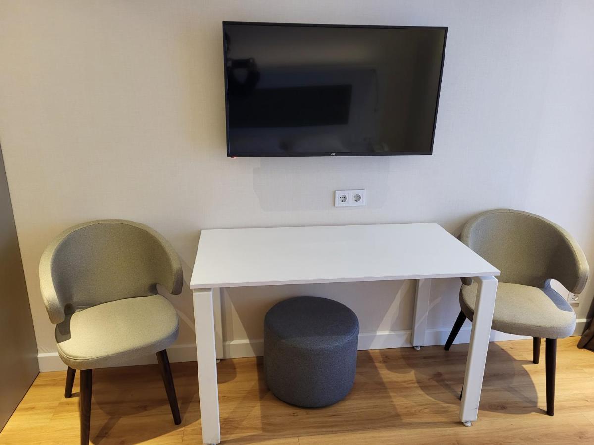 Black Sea Apartments Alliance Palace Батуми Екстериор снимка